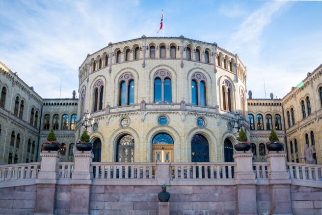 Fasaden til Stortinget